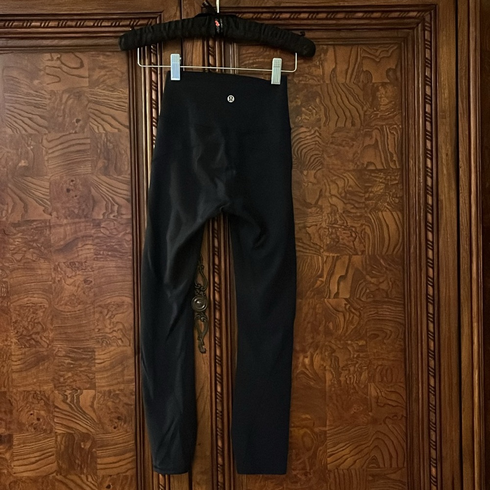 Lululemon navy leggings - Picture 2 of 4
